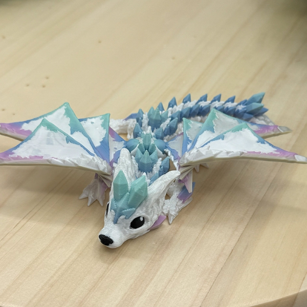 Kristallwolfsdrache - Nebellicht Weiße Flügel